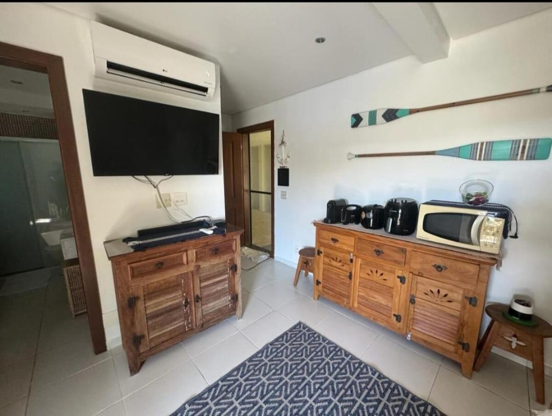 Residencia Em Condom, 1 Ou 2 Suites, Vista Para O Mar, Praia Do Curral, Ілябела Екстер'єр фото